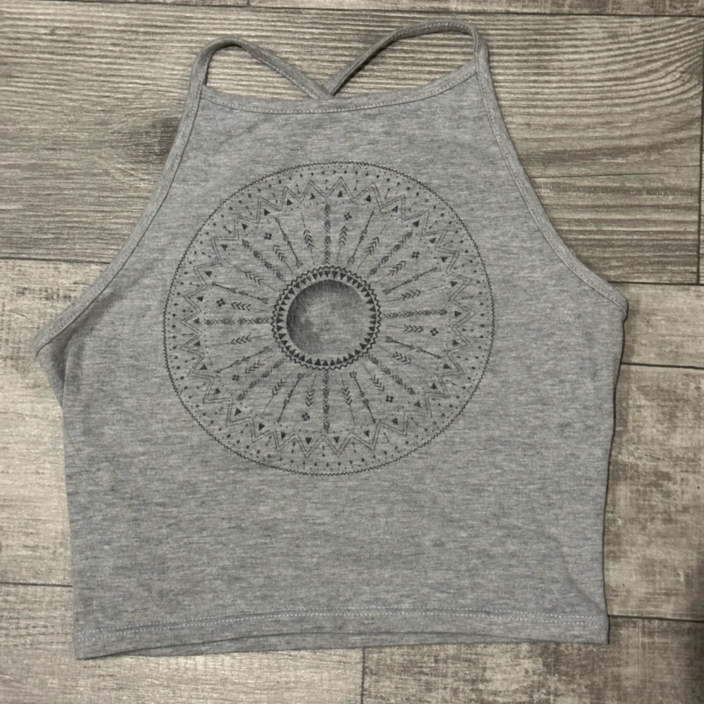 Crop top